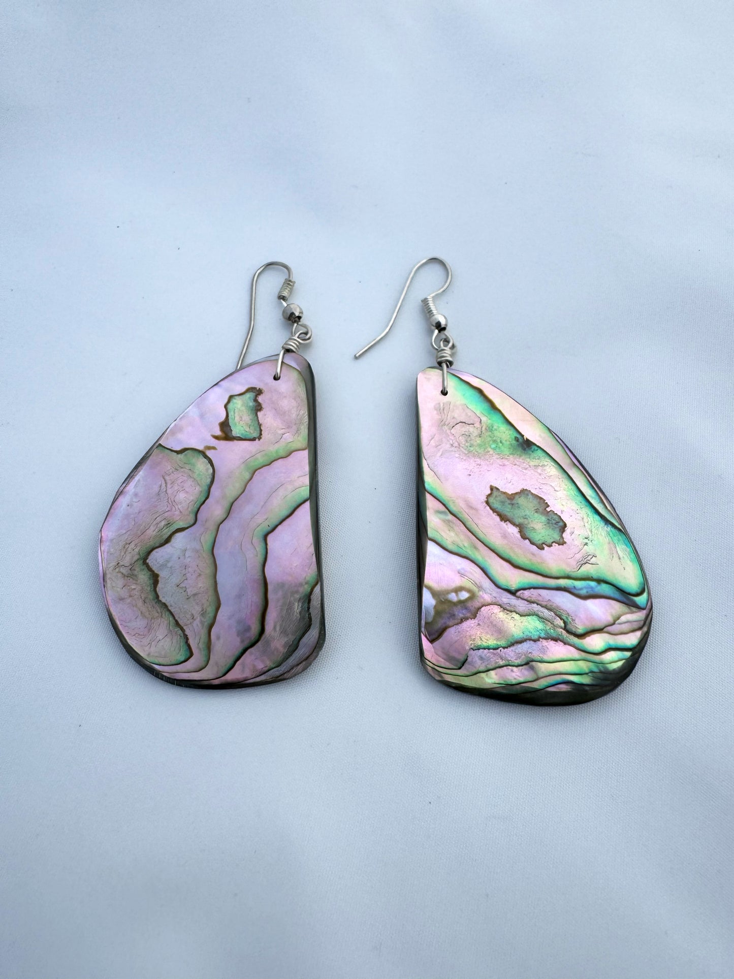 Abalone shell earrings by Ray Lovato (Santo Domingo)