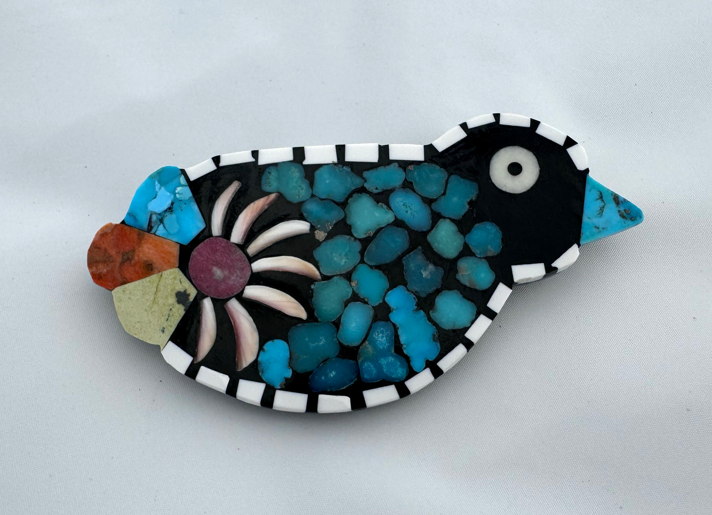 Mosaic bird by Mary Tafoya (Santo Domingo)
