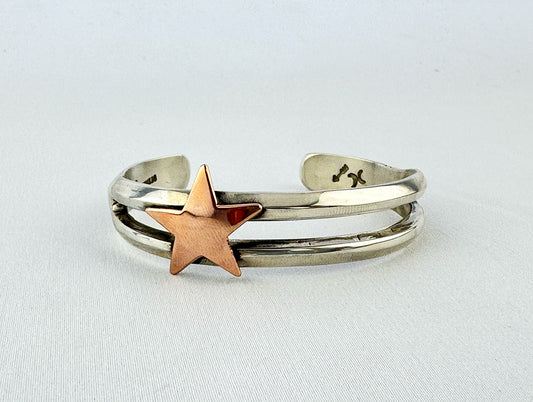 "Gold Star #2" bracelet by Cippy Crazyhorse