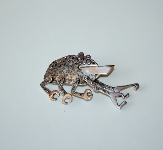 "Crabby" Pin by Darrell Jumbo - Navajo