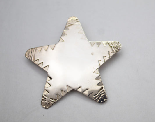 "Loco Star" pin by Jan Loco