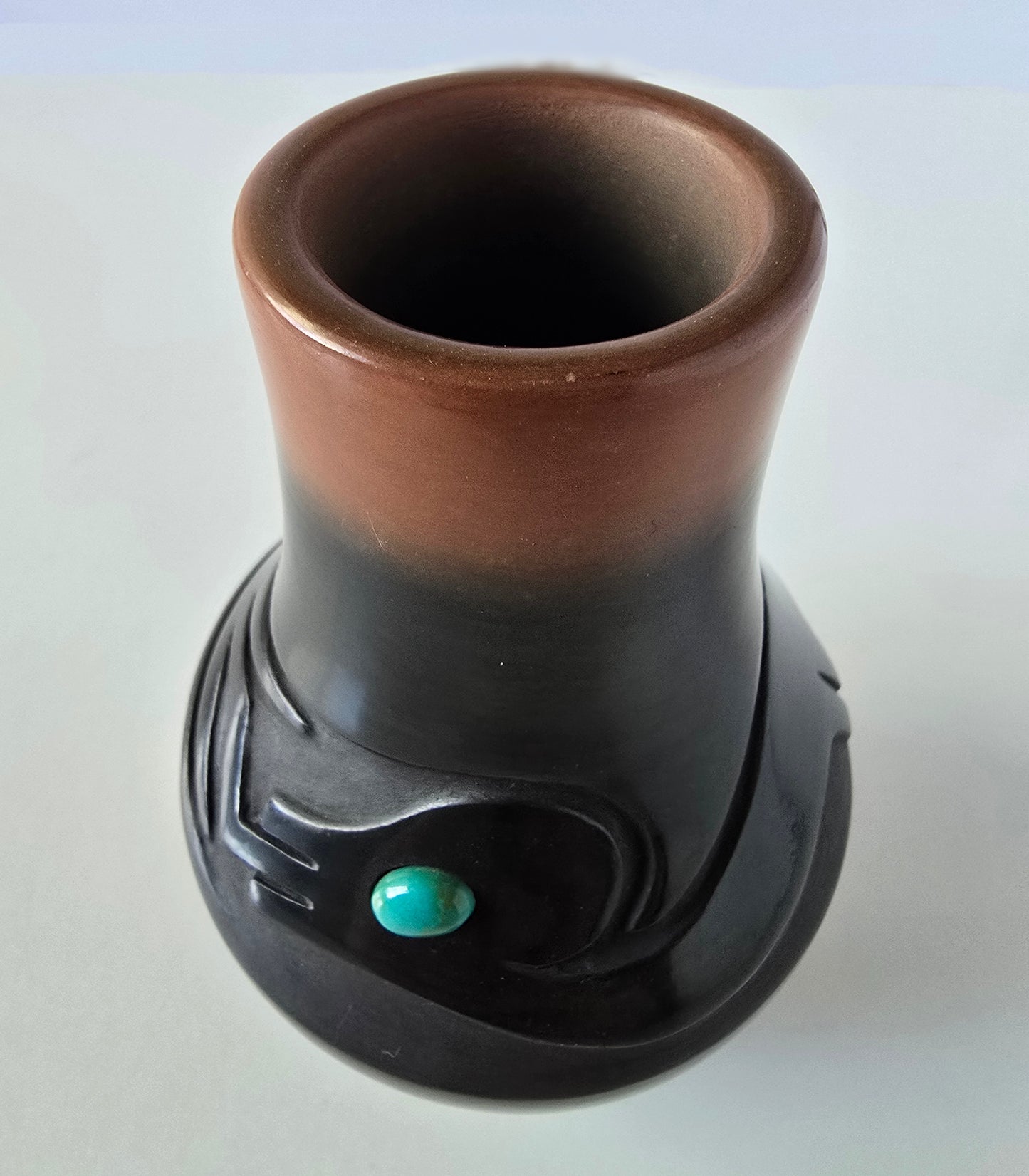 Blackware Vase-Shaped Jar by Dora Tse Pe(d) - San Ildefonso